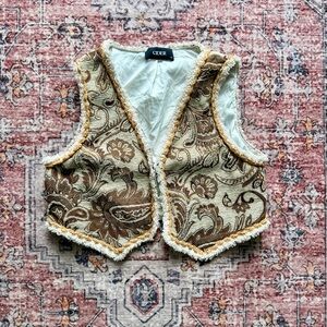 Cider Tan and Cream Textured Vest